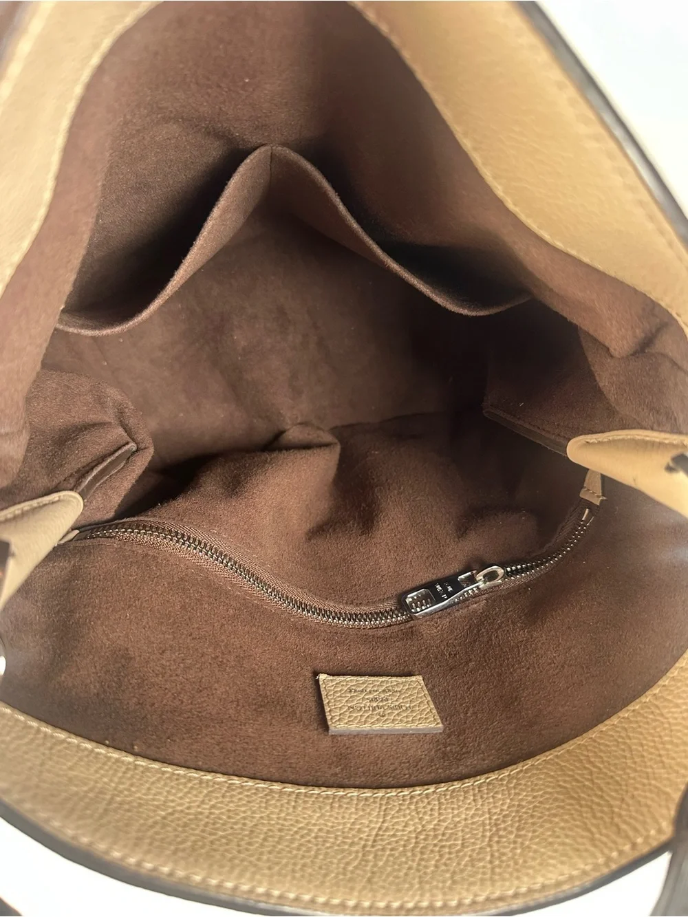 Authentic Louis Vuitton Mahina Babylone PM Bucket Bag
